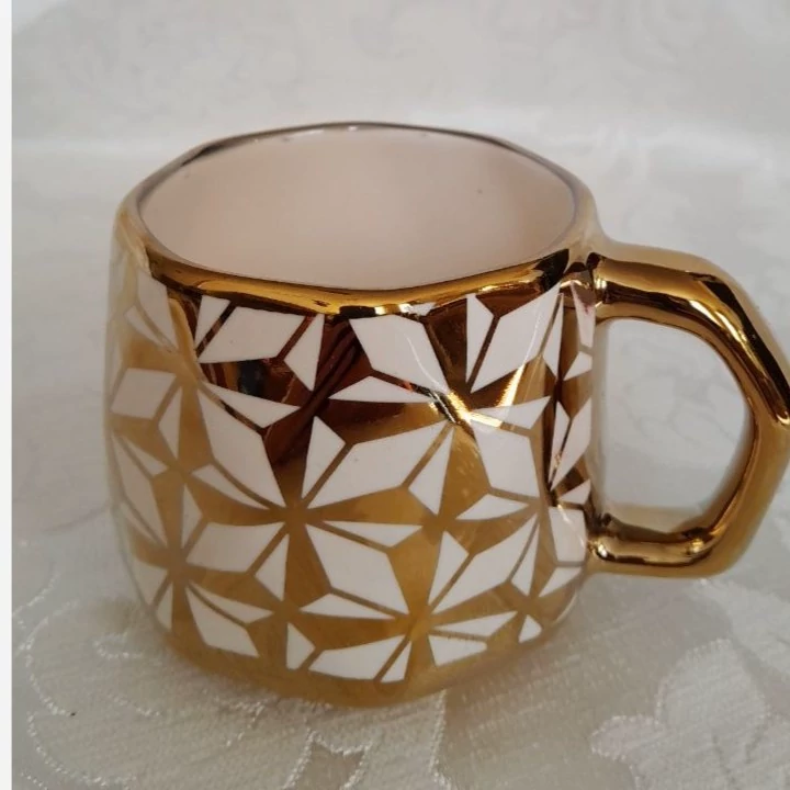نیم ماگ طرح ستاره